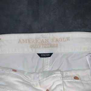 White American Eagle shorts